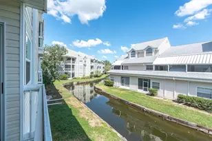6908 Stonesthrow Cir N, Saint Petersburg, FL 33710 - Photo 1