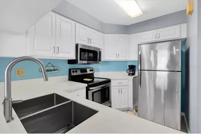 6908 Stones Throw Circle N #10206, Saint Petersburg, FL 33710 - Photo 15