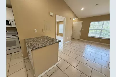 9248 Lake Chase Island Way #9248, Tampa, FL 33626 - Photo 5