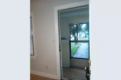 4262 3rd Avenue N, Saint Petersburg, FL 33713 - Photo 3