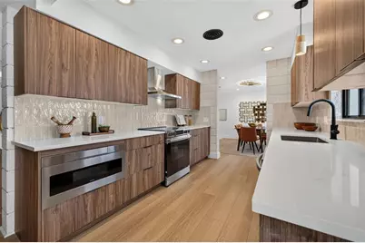 2015 Dolphin Boulevard S, Saint Petersburg, FL 33707 - Photo 23