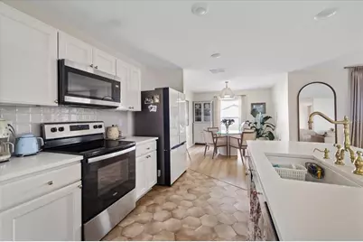6450 Mariner Boulevard, Spring Hill, FL 34609 - Photo 11