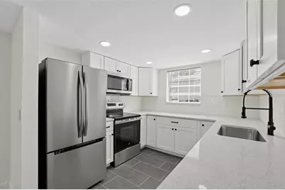 14462 Reuter Strasse Circle #603, Tampa, FL 33613 - Photo 3