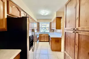 7509 Fragancia Ct, Tampa, FL 33615 - Photo 5