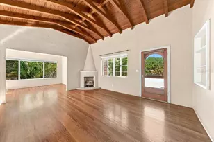 240 23rd Ave S, Saint Petersburg, FL 33705 - Photo 15