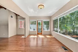 240 23rd Ave S, Saint Petersburg, FL 33705 - Photo 23