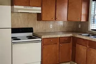 3701 47th St N, Saint Petersburg, FL 33713 - Photo 7