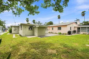 13313 2nd St E, Madeira Beach, FL 33708 - Photo 27
