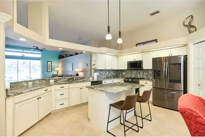 18016 Royal Forest Drive, Tampa, FL 33647 - Photo 15