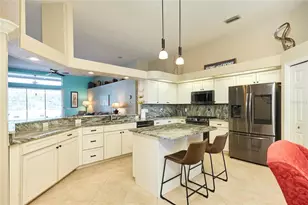 18016 Royal Forest Dr, Tampa, FL 33647 - Photo 15