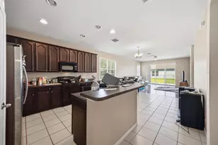 10328 Celtic Ash Dr, Ruskin, FL 33573 - Photo 11