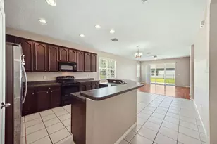 10328 Celtic Ash Dr, Ruskin, FL 33573 - Photo 11