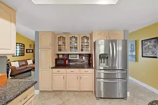 169 Foxcroft Dr W, Palm Harbor, FL 34683 - Photo 25