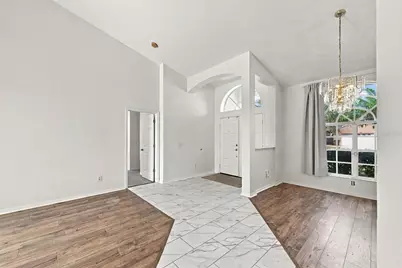 4307 Brooke Drive, Valrico, FL 33594 - Photo 9