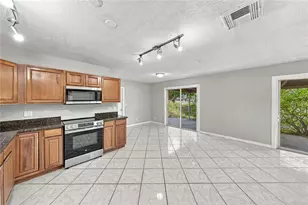 4260 Narvarez Way S, Saint Petersburg, FL 33712 - Photo 11