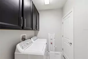 6072 Moorings Dr S, Saint Petersburg, FL 33712 - Photo 19