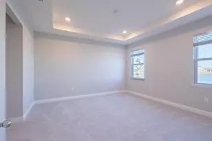 345 Mangrove Manor Dr, Apollo Beach, FL 33572 - Photo 5