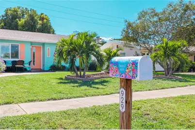 929 Santa Monica Drive, Dunedin, FL 34698 - Photo 3