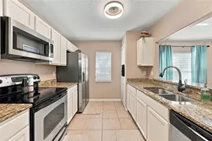 10938 Keys Gate Dr, Riverview, FL 33579 - Photo 7