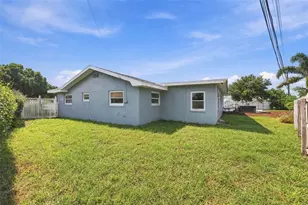 9968 136th St, Seminole, FL 33776 - Photo 37