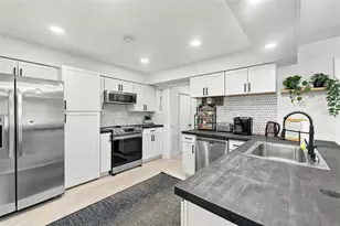 9968 136th St, Seminole, FL 33776 - Photo 11