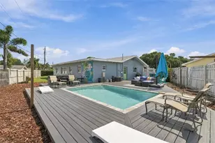 9968 136th St, Seminole, FL 33776 - Photo 3