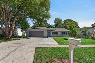 605 Hillpoint Way, Brandon, FL 33510 - Photo 3