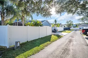 10125 Palladio Dr, New Port Richey, FL 34655 - Photo 51