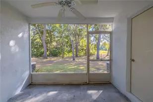 2432 Lake Woodberry Cir, Brandon, FL 33510 - Photo 11