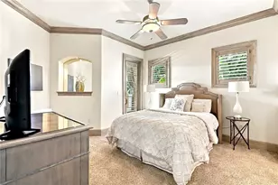 200 Brightwaters Blvd NE, Saint Petersburg, FL 33704 - Photo 55