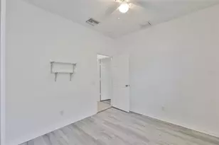 504 Greg St, Valrico, FL 33594 - Photo 29