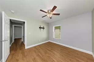 30913 Bridgegate Dr, Wesley Chapel, FL 33545 - Photo 39