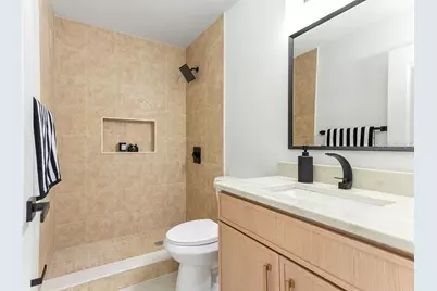 8907 Ashford Gables, Tampa, FL 33626 - Photo 25