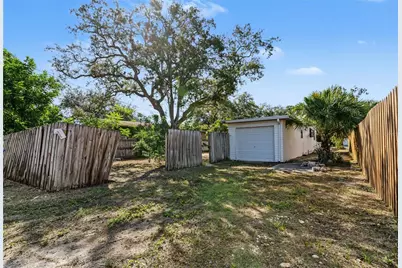6459 3rd Avenue S, Saint Petersburg, FL 33707 - Photo 25