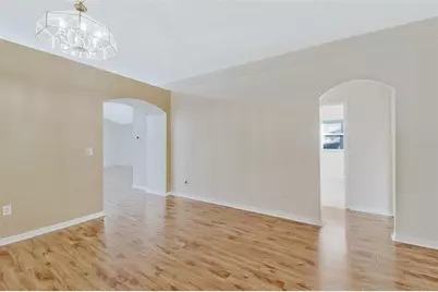 9909 Bridgeton Drive, Tampa, FL 33626 - Photo 5
