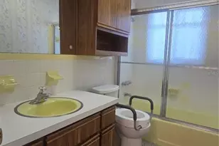 10386 112th Way N, Seminole, FL 33778 - Photo 33