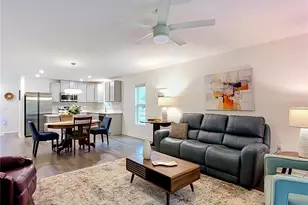 11225 Wood Owl Ave, Weeki Wachee, FL 34614 - Photo 7