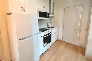6215 58th Ave N, Saint Petersburg, FL 33709 - Photo 11