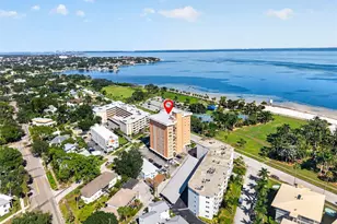 1120 N Shore Dr NE, Saint Petersburg, FL 33701 - Photo 25