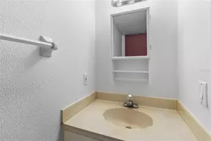 2980 Haines Bayshore Rd, Clearwater, FL 33760 - Photo 27