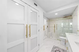 4900 Brittany Dr S, Saint Petersburg, FL 33715 - Photo 21
