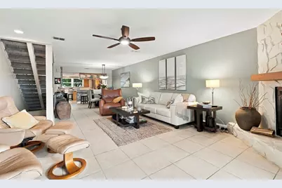 12148 Capri Circle, Treasure Island, FL 33706 - Photo 11