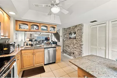 12148 Capri Circle, Treasure Island, FL 33706 - Photo 13