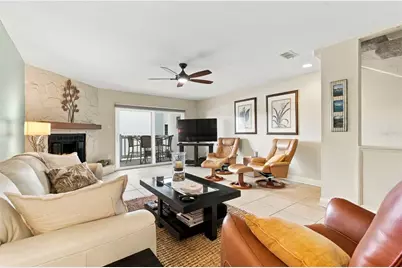 12148 Capri Circle, Treasure Island, FL 33706 - Photo 5