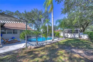 9502 Sunnyoak Dr, Riverview, FL 33569 - Photo 53