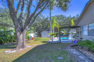 9502 Sunnyoak Dr, Riverview, FL 33569 - Photo 45