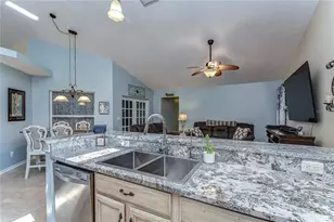 9502 Sunnyoak Dr, Riverview, FL 33569 - Photo 13