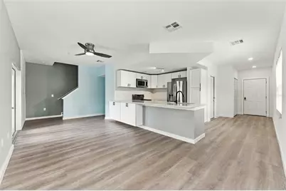 4363 Tyler Circle N, Saint Petersburg, FL 33709 - Photo 9