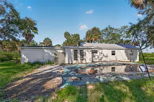 512 S 51st St, Tampa, FL 33619 - Photo 7