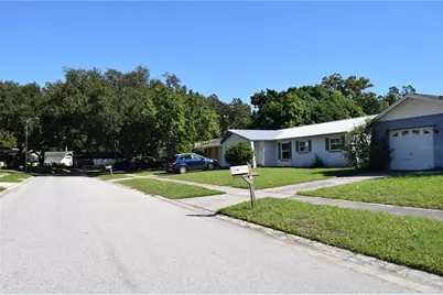 1610 Amberlea Drive N, Dunedin, FL 34698 - Photo 5
